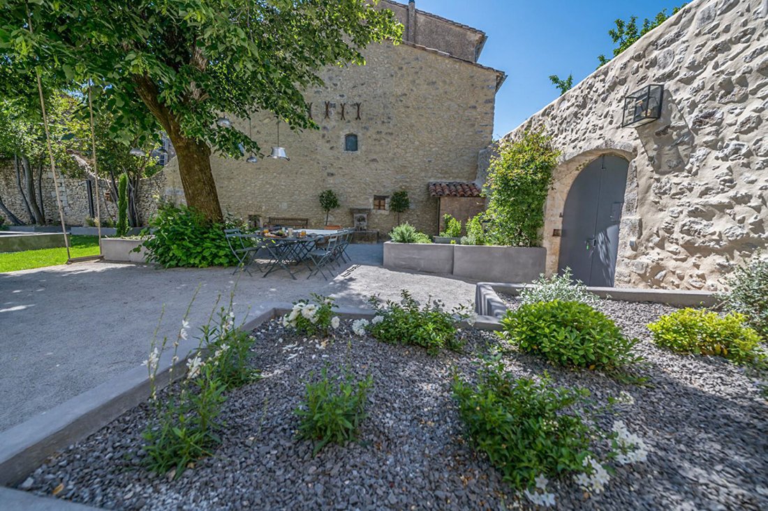 Villa in Uzès, Occitania, France 2 - 17993724