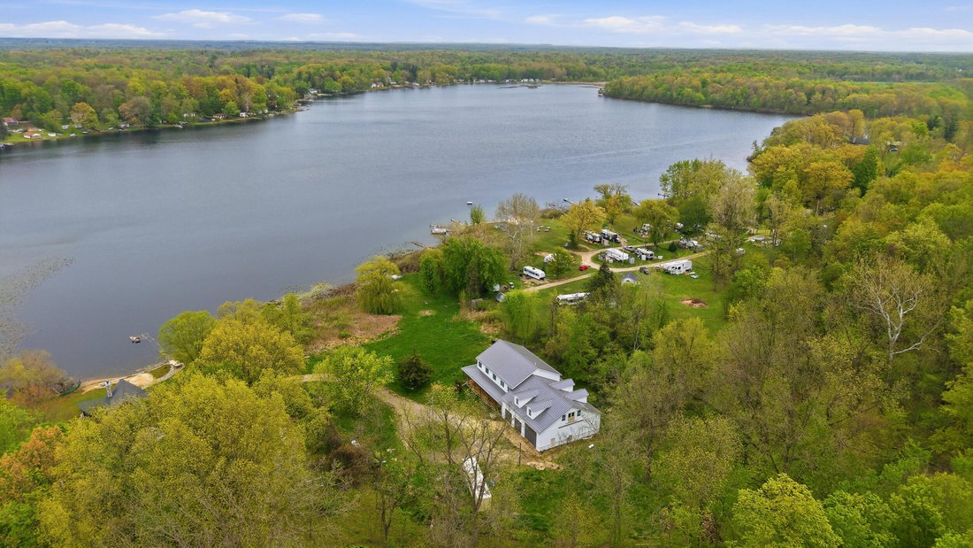 House in Grand Junction, Michigan, United States 5 - 17994977