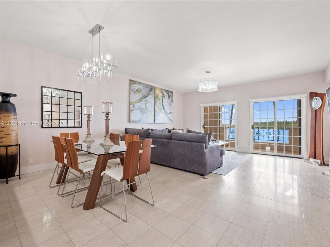 Condo in Miami Beach, Florida, United States 5 - 17988007