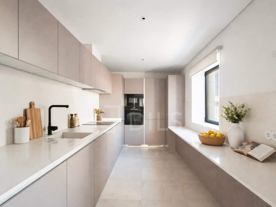 Apartment in Arroios, Lisbon, Portugal 5 - 17970185