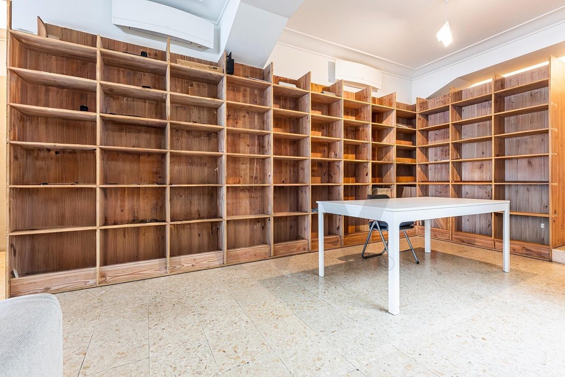 Apartment in Alvalade, Lisbon, Portugal 4 - 17991028