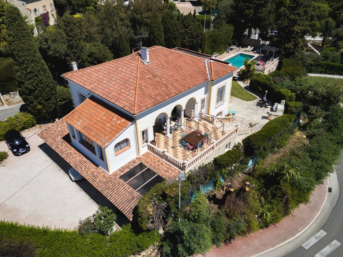 House in Saint Nicolas, Cannes, France 4 - 17994102