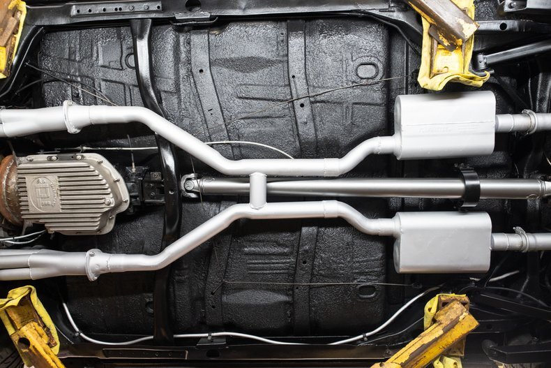Coupe in Green Brook, United States 5 - 17413910