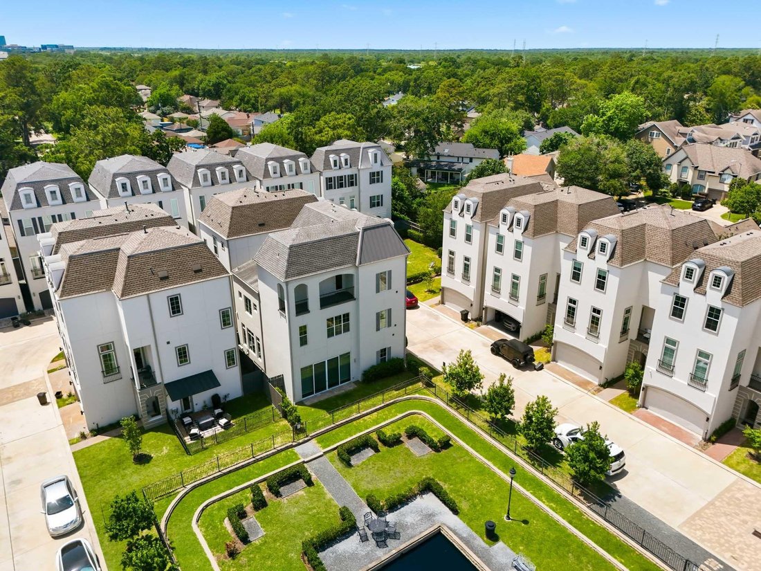 House in Houston, Texas, United States 3 - 17991085