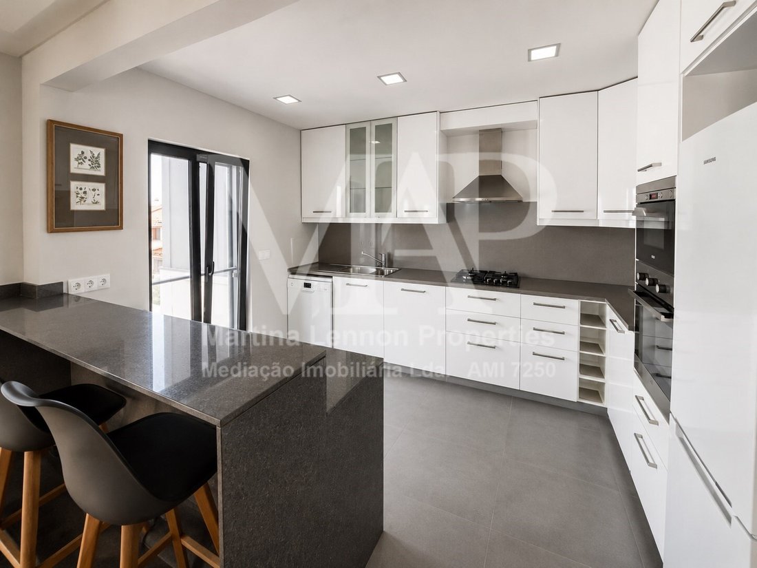 Apartment in Cascais e Estoril, Lisbon, Portugal 1 - 17986182