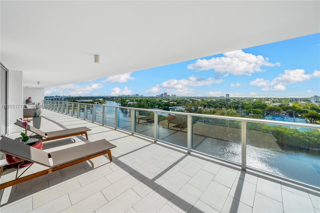 Condo in Fort Lauderdale, Florida, United States 3 - 17985946