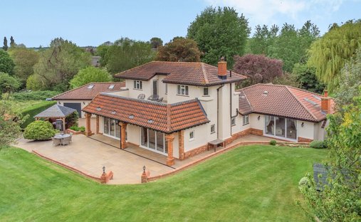 House in Padbury, England 1