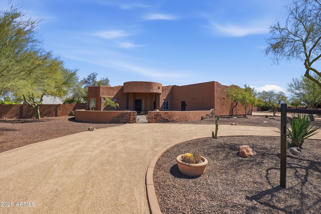 House in New River, Arizona, United States 4 - 17992883