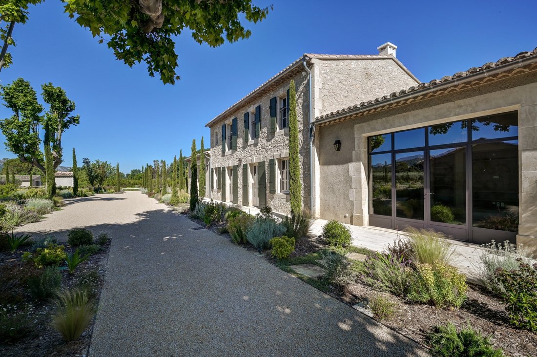 Casa a Eygalières, Provenza-Alpi-Costa Azzurra, Francia 4 - 17447262