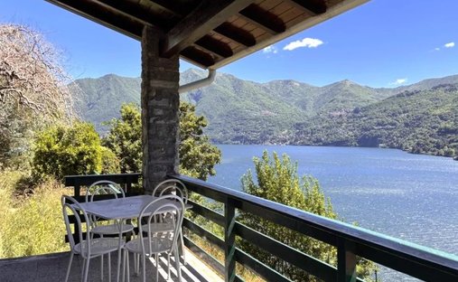 House in Moltrasio, Lombardy, Italy 1