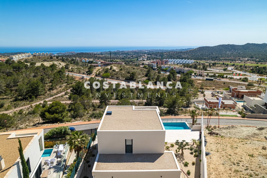 Villa in Finestrat, Valencian Community, Spain 2 - 17949369