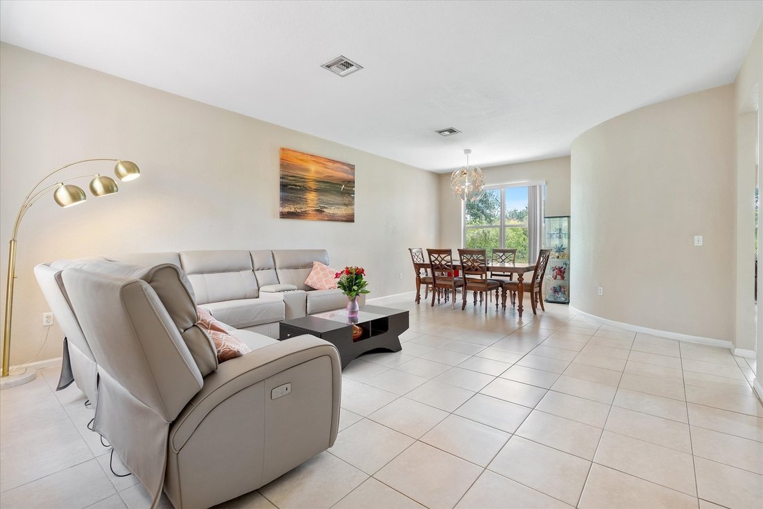 House in Miramar, Florida, United States 2 - 17993490