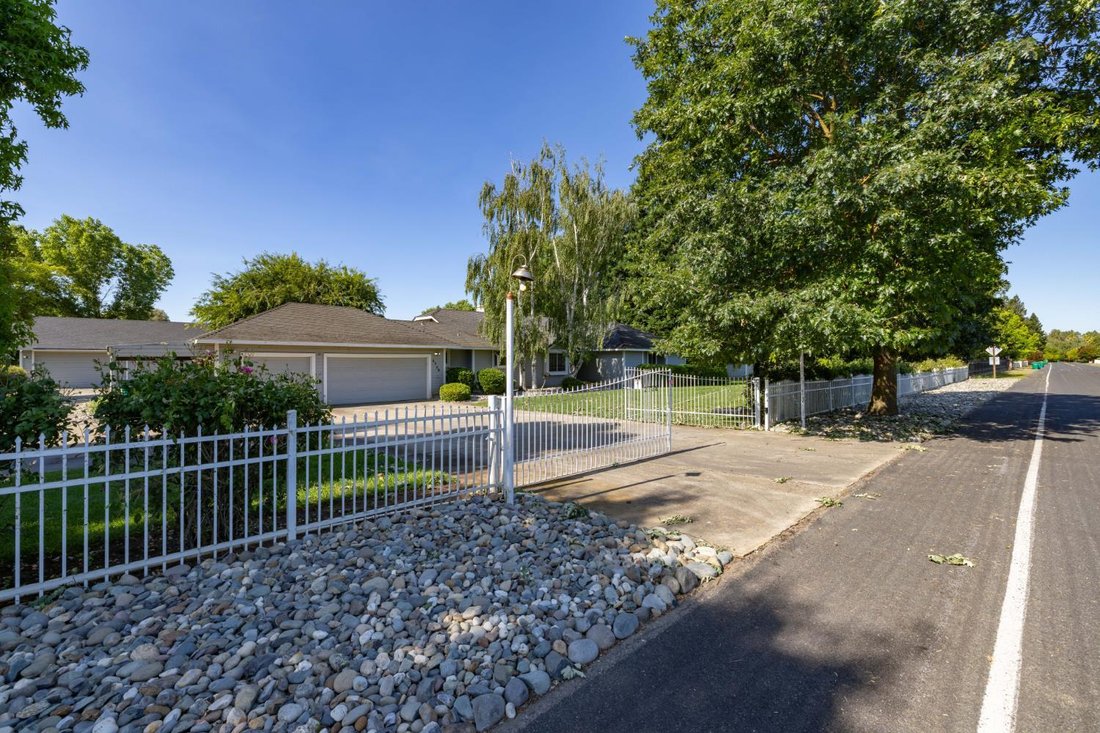 House in Acampo, California, United States 3 - 17989530