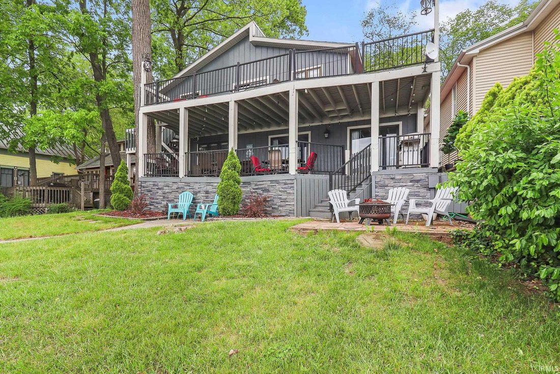 House in Fremont, Indiana, United States 3 - 17985643