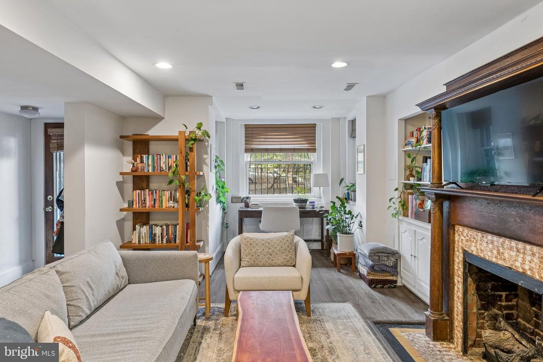 House in Washington, District of Columbia, United States 5 - 17992725