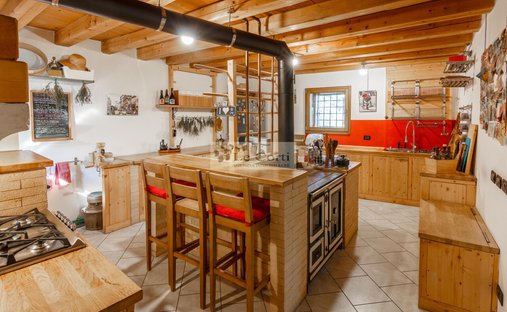 House in Val Liona, Veneto, Italy 1