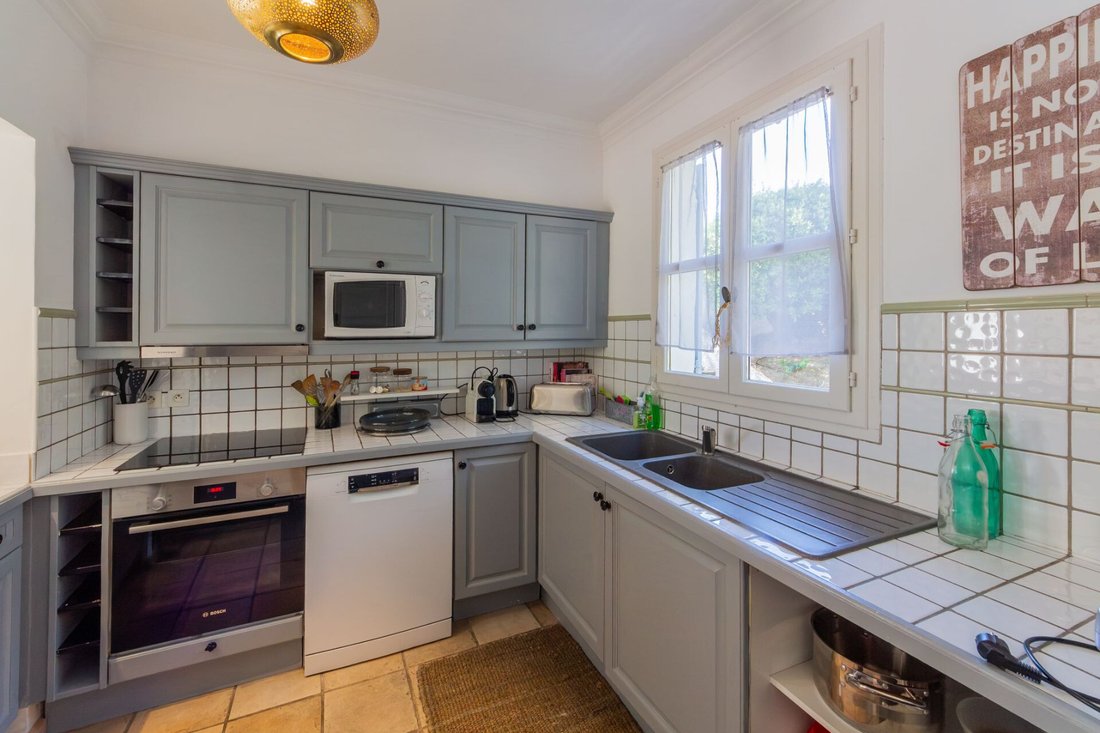 Villa in Grimaud, Provence-Alpes-Côte d'Azur, France 3 - 17985306