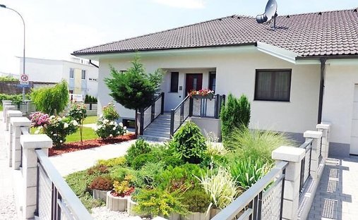 Bungalow in Felixdorf, Lower Austria, Austria 1