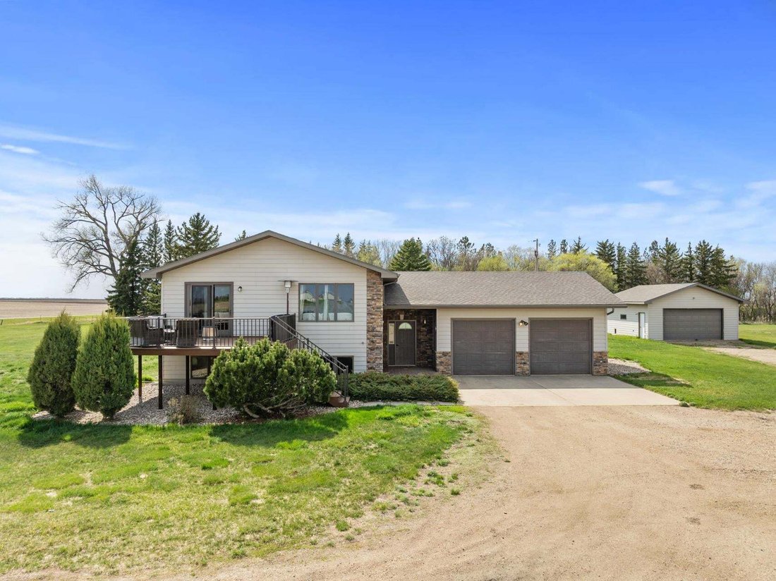 House in Glenburn, North Dakota, United States 1 - 17989042