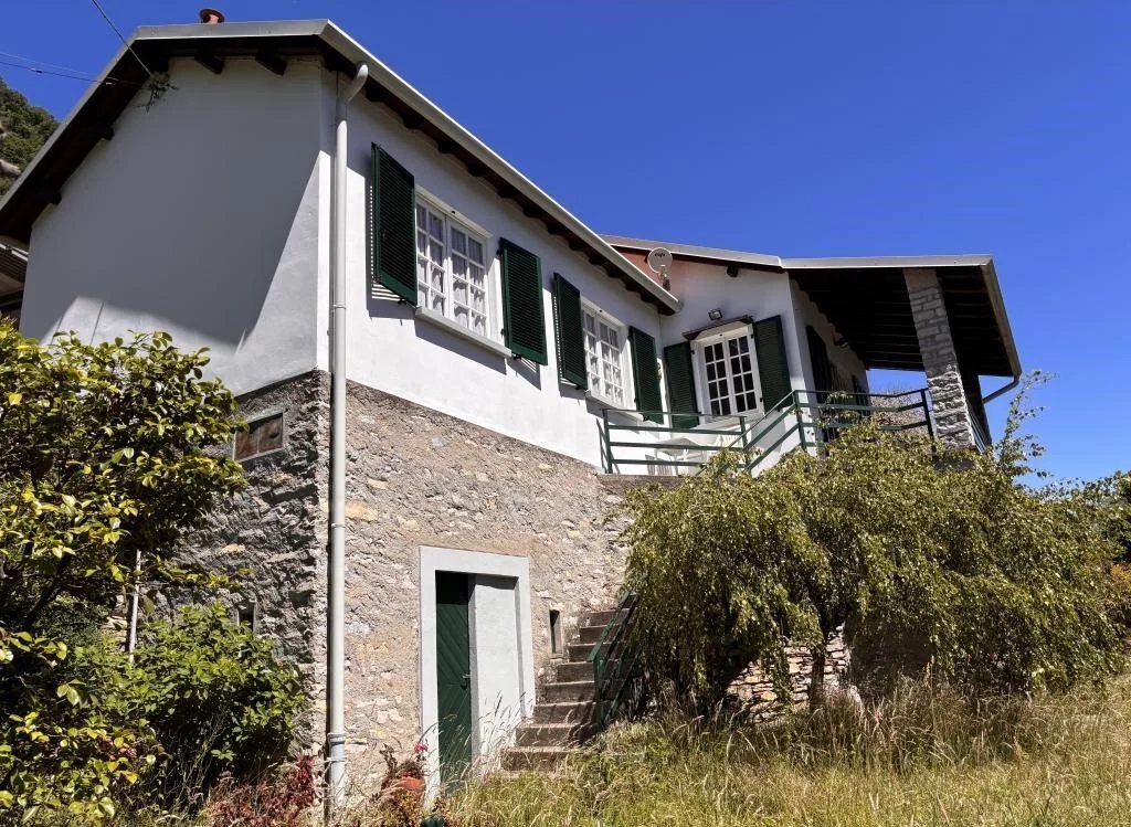 House in Moltrasio, Lombardy, Italy 2 - 17984482