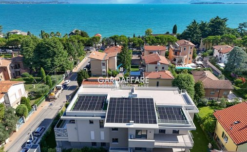 Apartment in Desenzano Centro, Desenzano del Garda, Lombardy 1