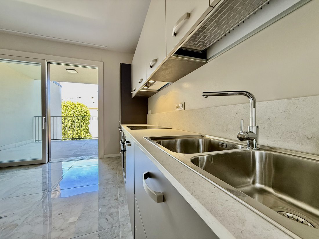 Apartment in Lazise, Veneto, Italy 5 - 17995215