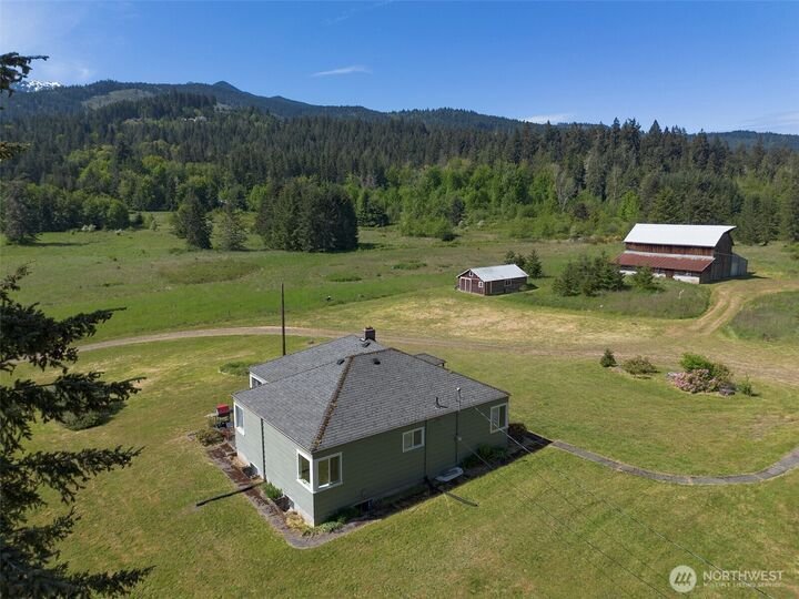 House in Port Angeles, Washington, United States 1 - 17990753