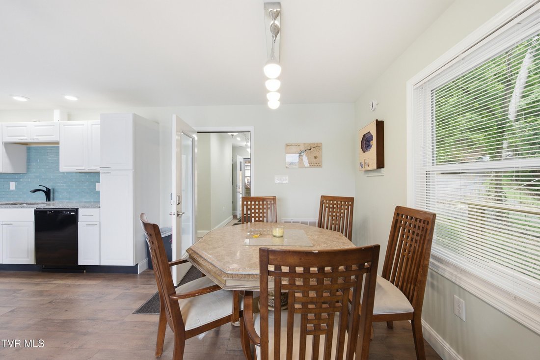 House in Abingdon, Virginia, United States 2 - 17994356