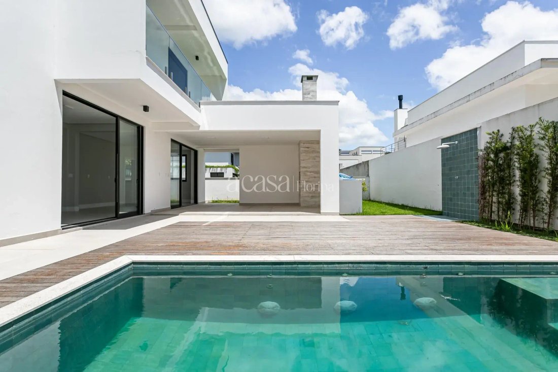 Condo in Florianópolis, State of Santa Catarina, Brazil 2 - 17986477