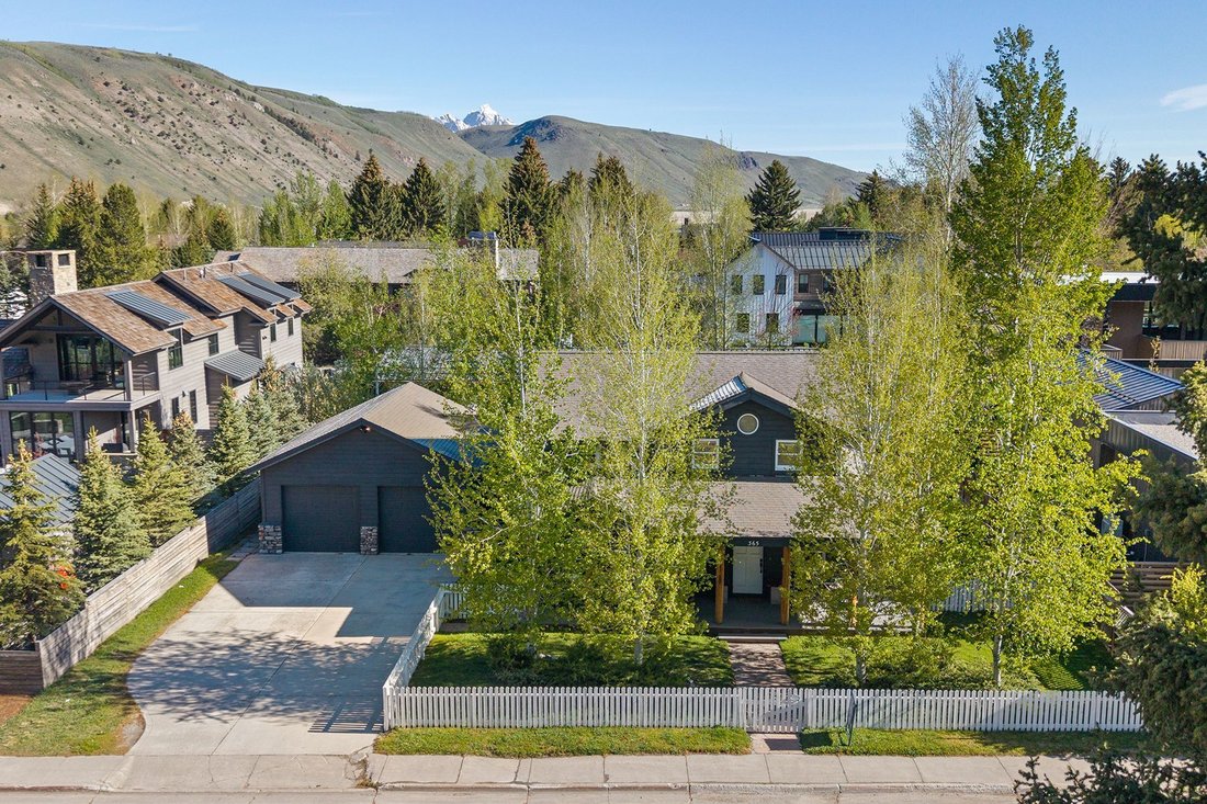 House in Jackson, Wyoming, United States 2 - 17852419