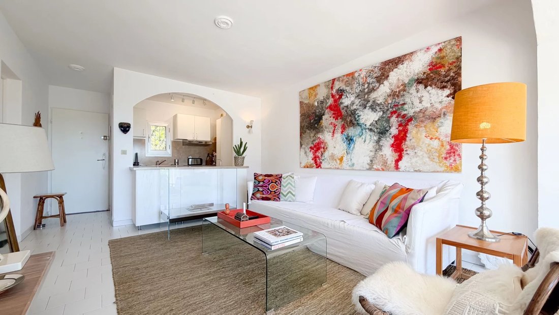 Apartment in Est, Cogolin, France 4 - 17986015
