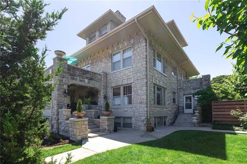 House in Kansas City, Missouri, United States 4 - 17995709