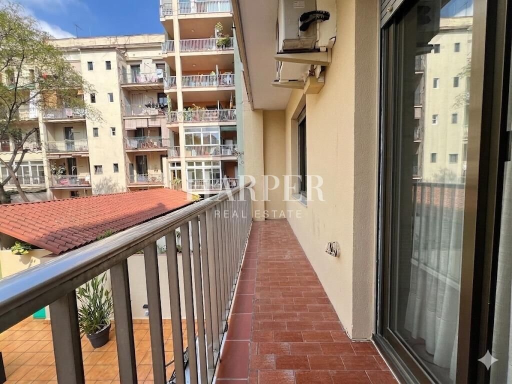 Apartment in Eixample, Barcelona, Spain 4 - 17989122