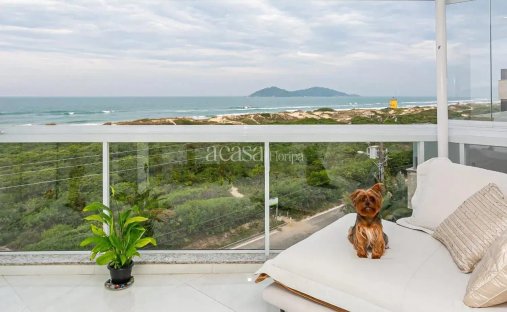 House in Florianópolis, State of Santa Catarina, Brazil 1