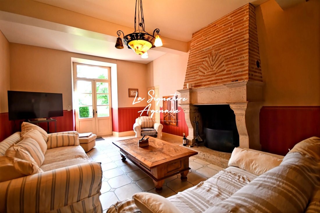 House in Montesquieu, Nouvelle-Aquitaine, France 4 - 17990486