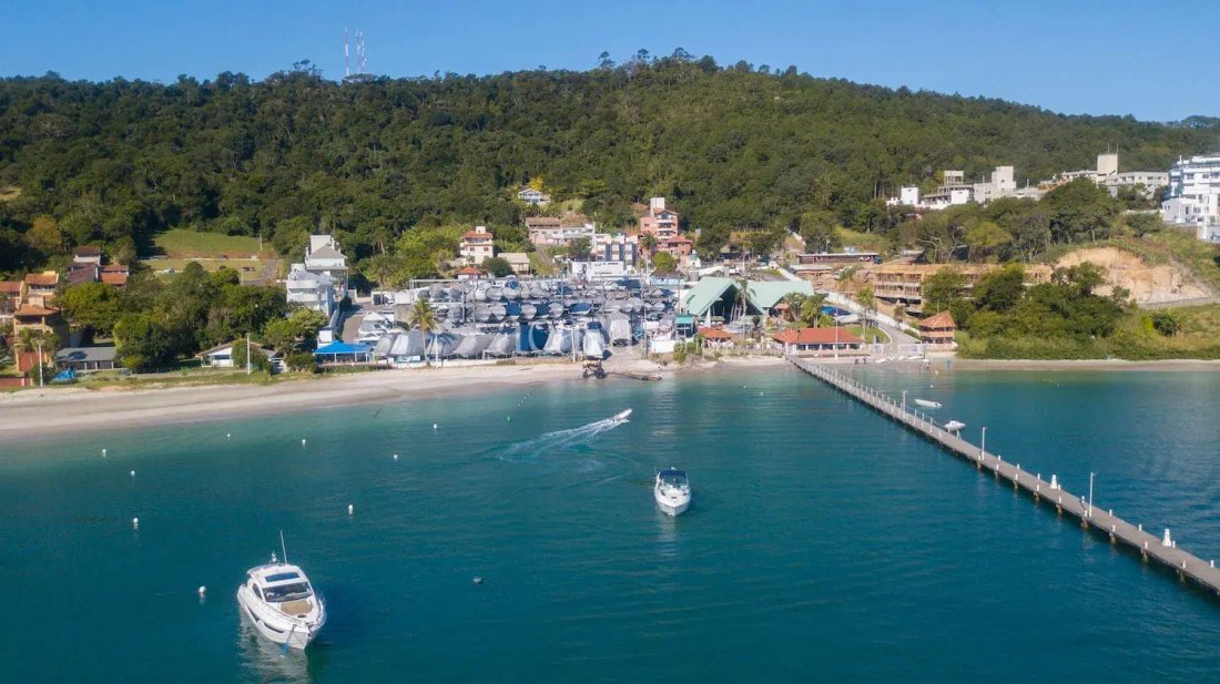 Land in Florianópolis, State of Santa Catarina, Brazil 2 - 17986808