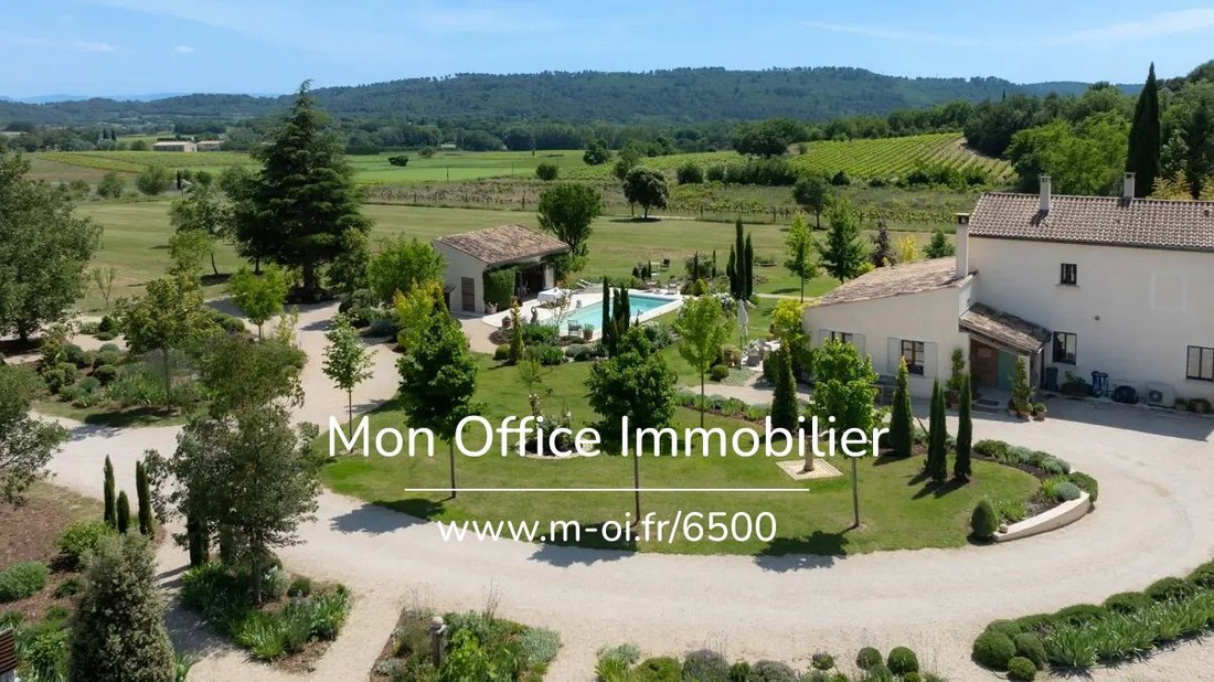 Farm Ranch in Ansouis, Provence-Alpes-Côte d'Azur, France 2 - 17467337