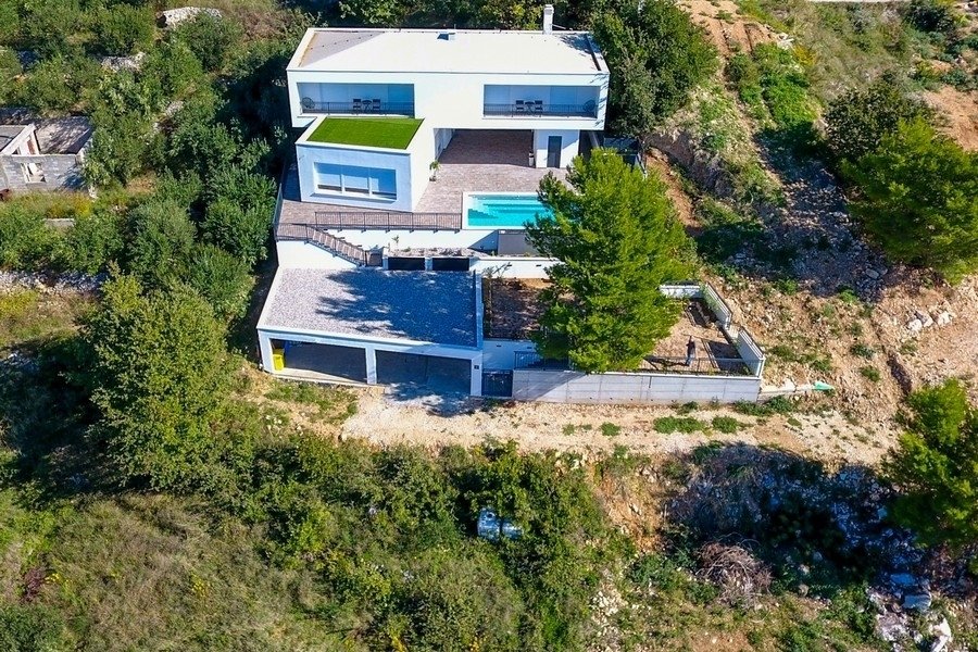 Villa in Omis, Split-Dalmatia County, Croatia 2 - 17989128