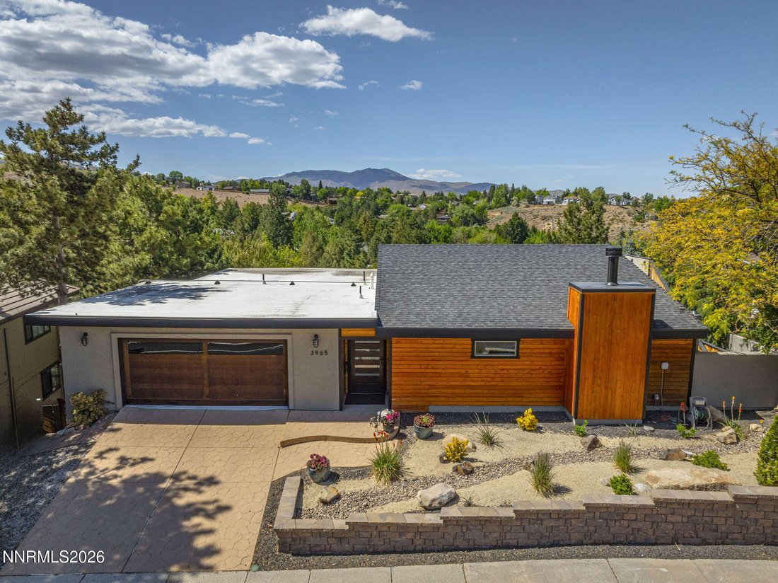 House in Reno, Nevada, United States 4 - 17991052