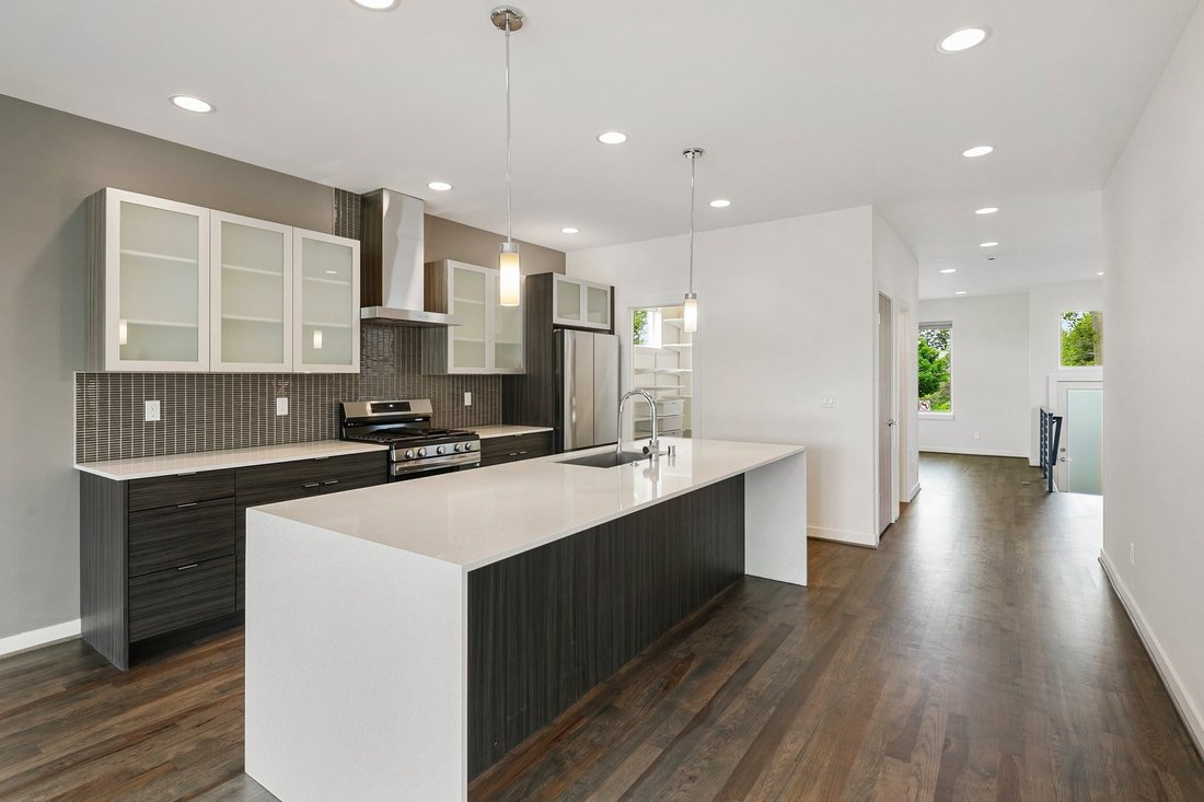 House in Seattle, Washington, United States 5 - 17985248