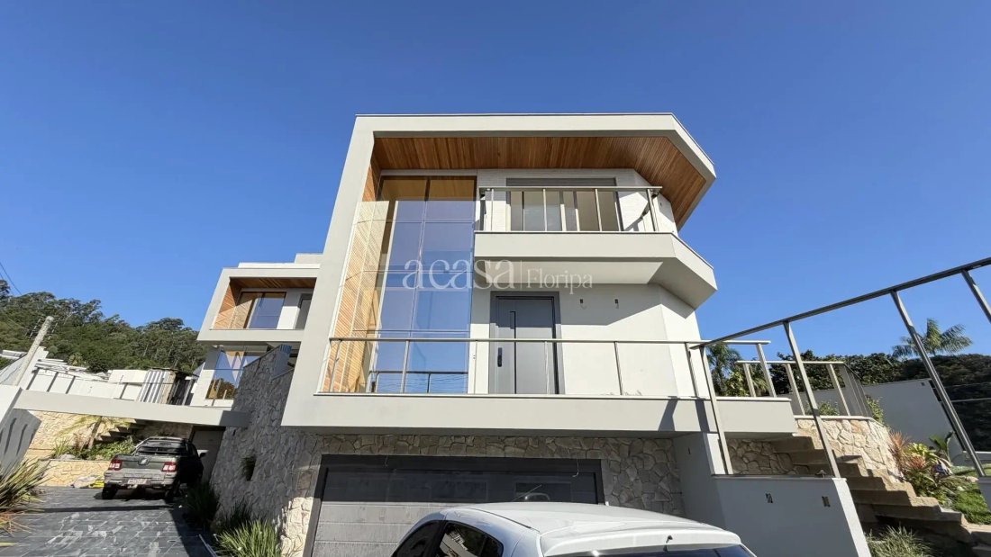 House in Florianópolis, State of Santa Catarina, Brazil 2 - 17985001