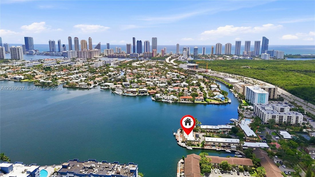 Townhouse in Golden Beach, Florida, United States 2 - 17994388