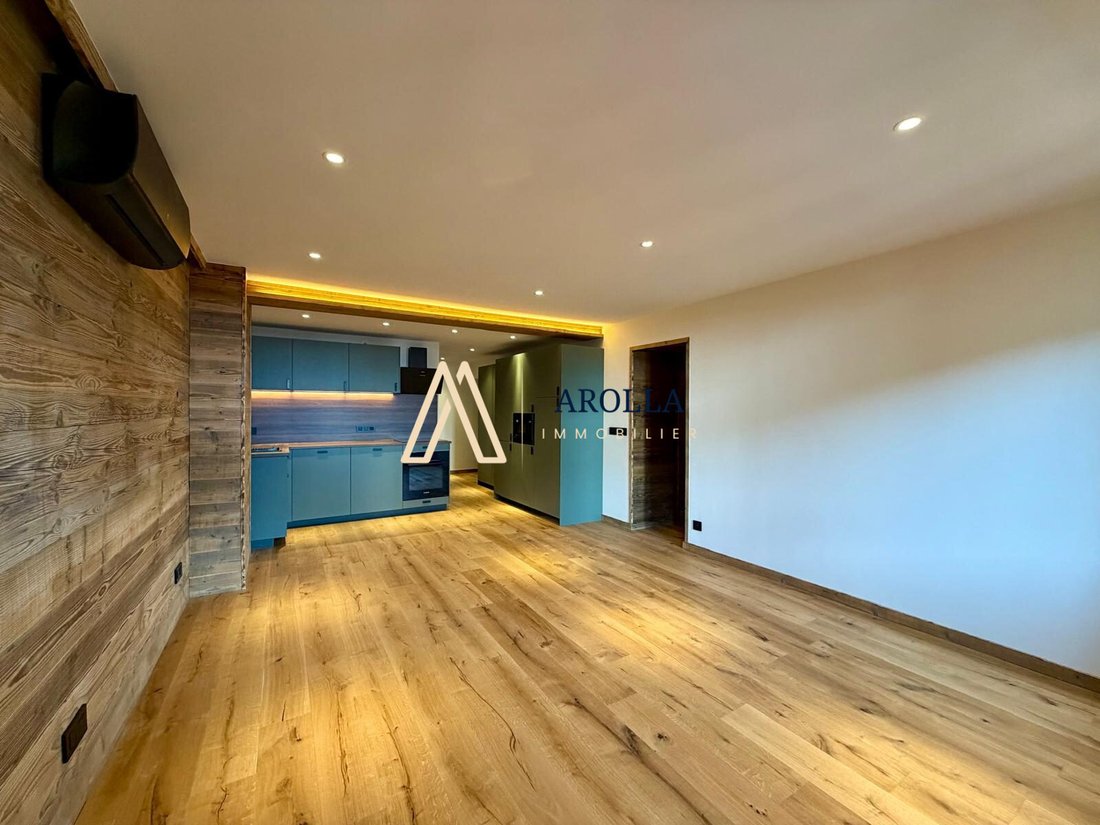 Apartment in Bourg-Saint-Maurice, Auvergne-Rhône-Alpes, France 5 - 17990572