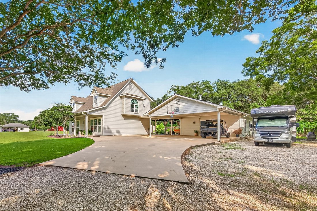 House in Wharton, Texas, United States 3 - 17994763
