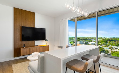Apartment in George Town, George Town, Cayman Islands 1