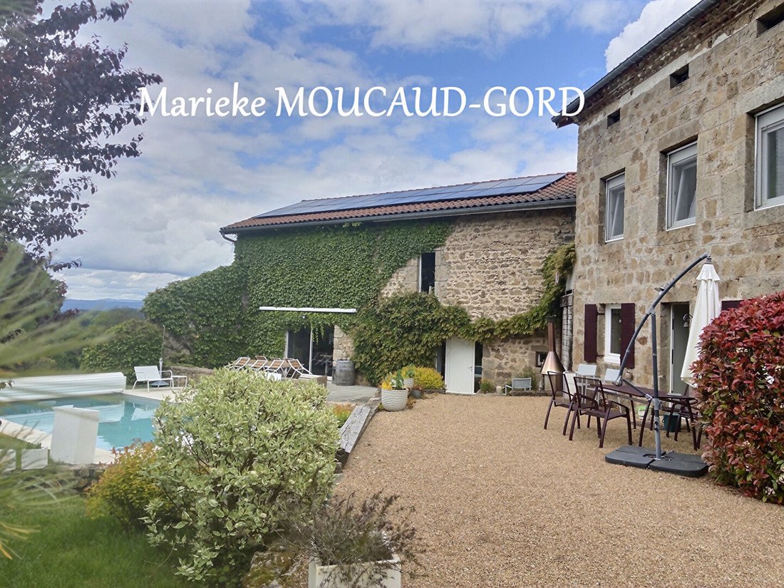 Villa in Les Villettes, Auvergne-Rhône-Alpes, France 1 - 17986676