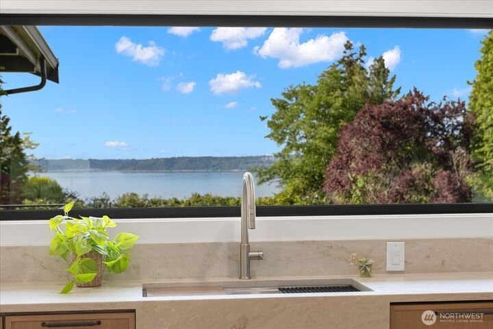 House in Federal Way, Washington, United States 1 - 17990702