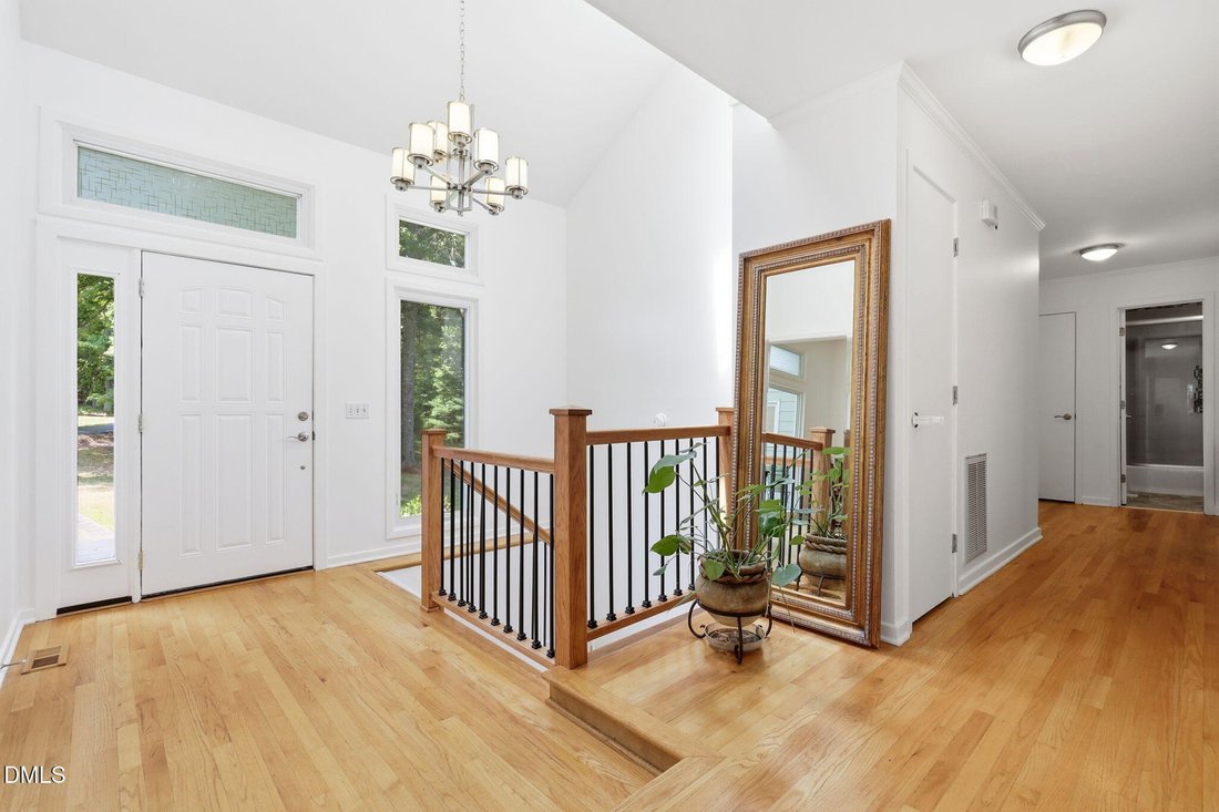 House in Apex, North Carolina, United States 4 - 17981749