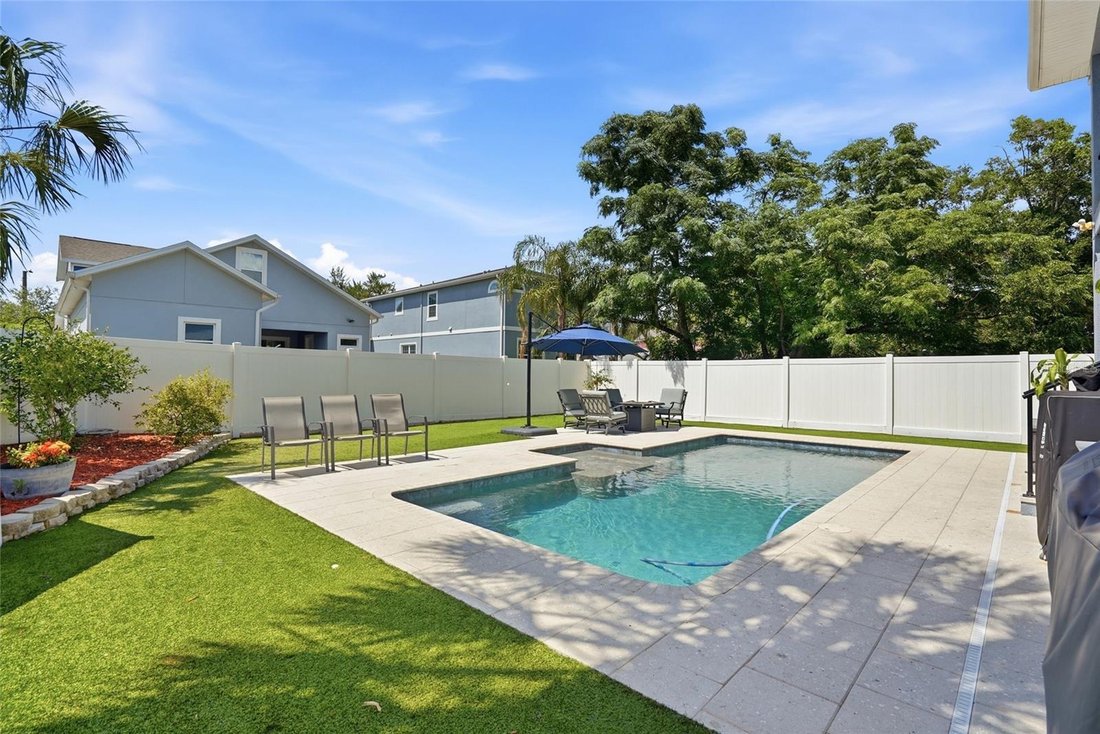House in Tampa, Florida, United States 4 - 17984455