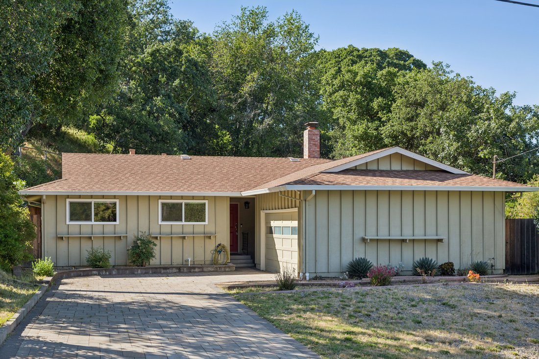 House in Petaluma, California, United States 1 - 17986847
